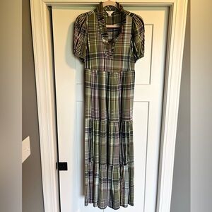 Crown & Ivy Green Puff Sleeve Maxi Dress